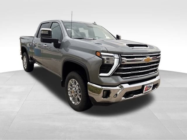 2024 Chevrolet Silverado 2500HD LTZ photo 3