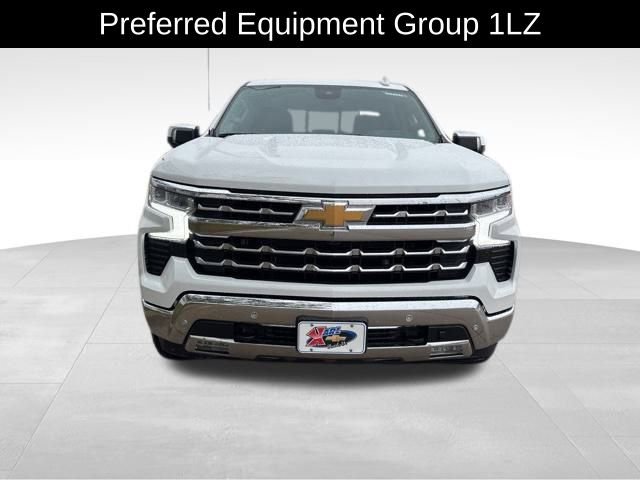 2024 Chevrolet Silverado 1500 LTZ photo 2