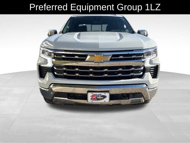 2024 Chevrolet Silverado 1500 LTZ photo 2