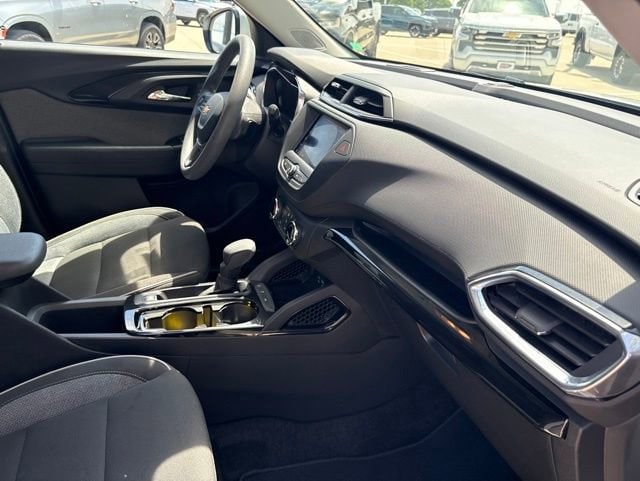 2023 Chevrolet TrailBlazer LT - Photo 22