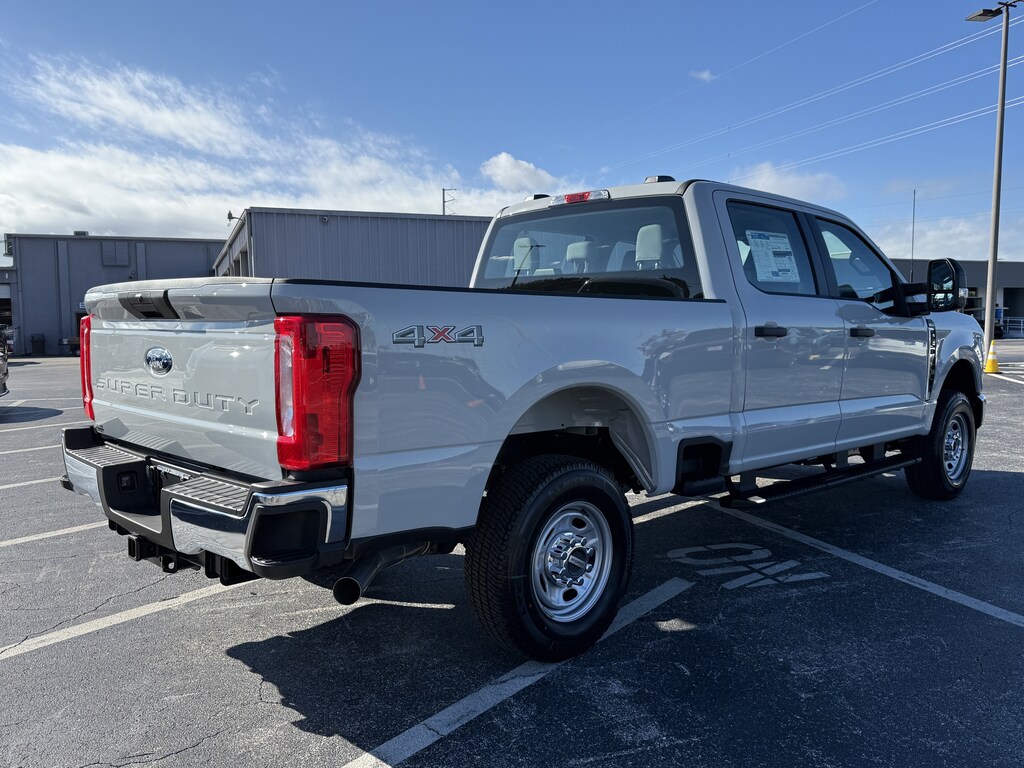 New 2026 Ford Super Duty F-250 SRW XL Truck Crew Cab