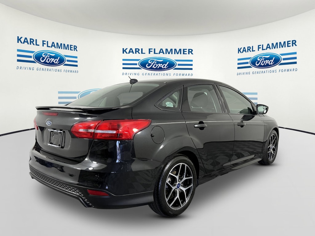 Used 2015 Ford Focus SE Sedan