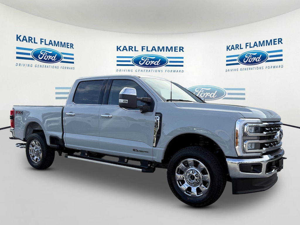 New 2026 Ford Super Duty F-350 SRW LARIAT Truck Crew Cab