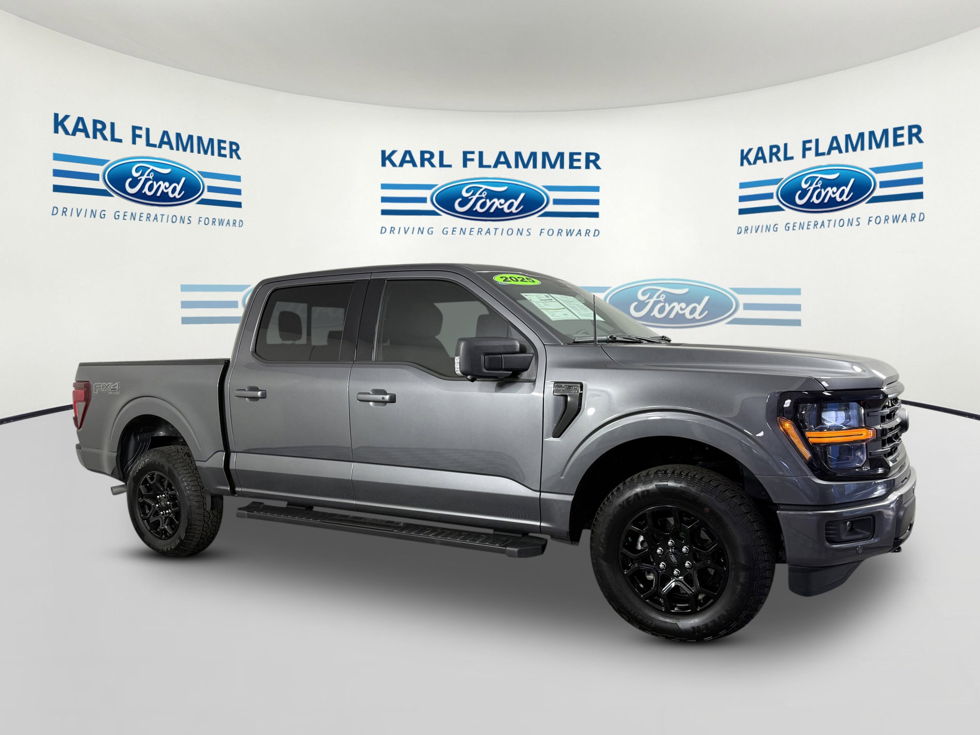 2025 Ford F-150 Truck SuperCrew Cab 