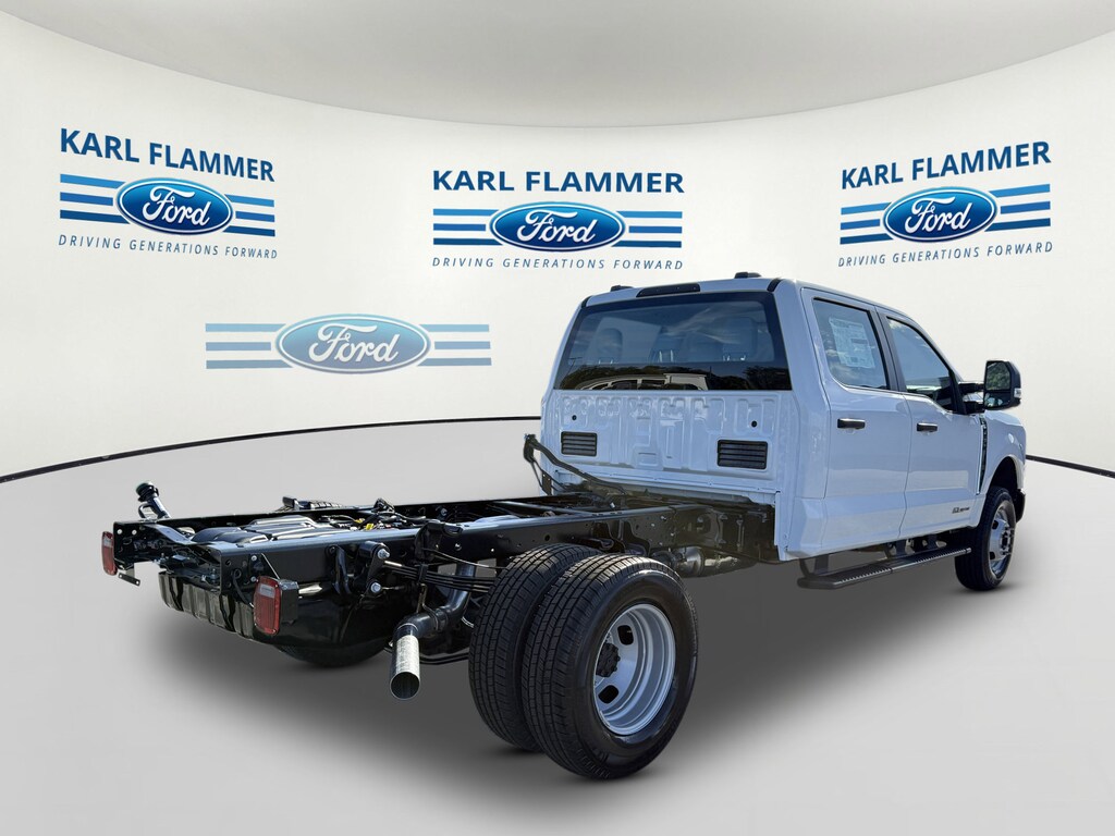 New 2026 Ford Super Duty F-350 DRW XL Truck Crew Cab