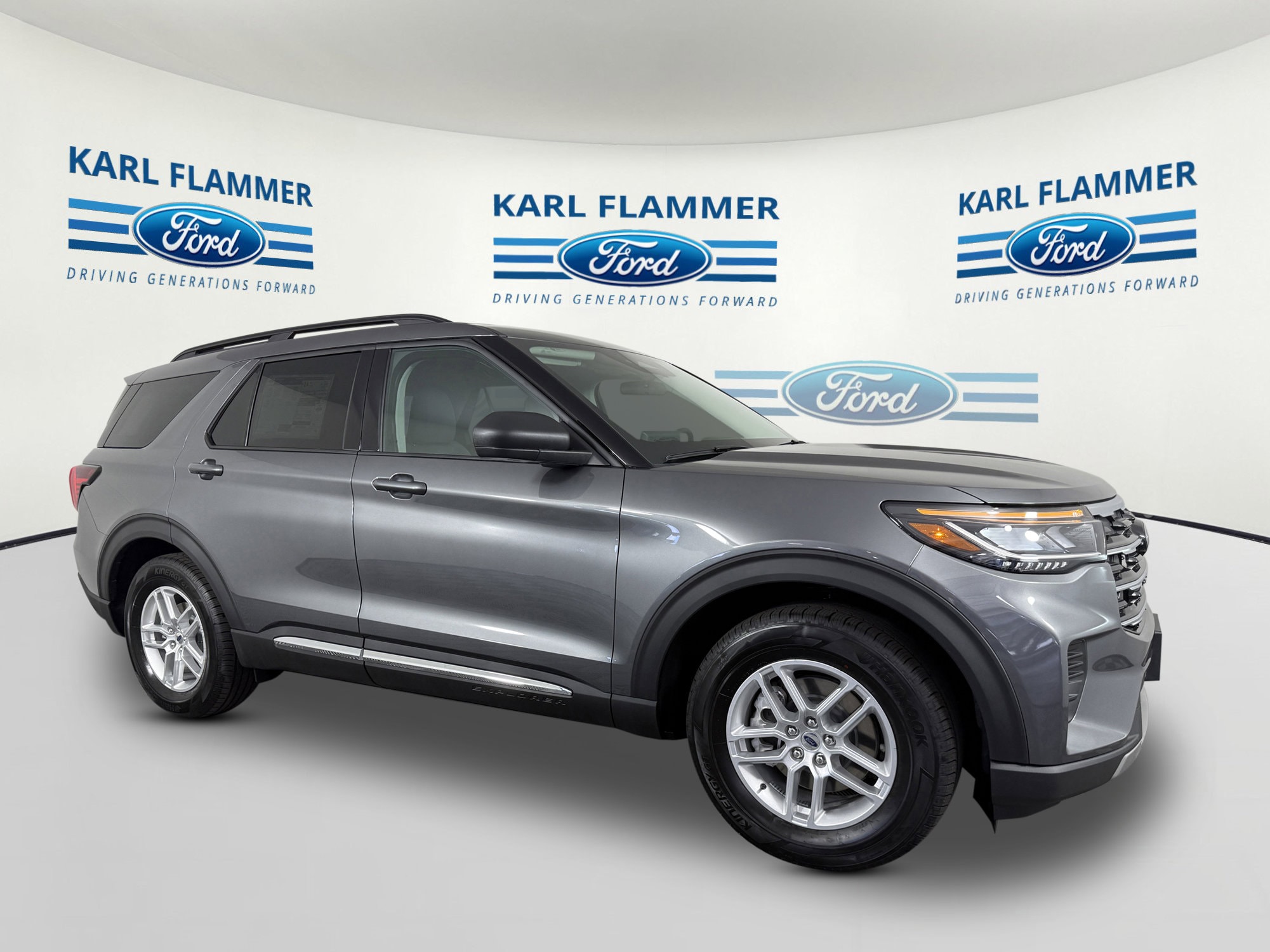 2025 Ford Explorer SUV 