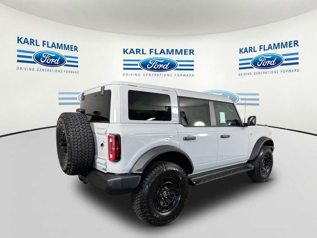 New 2026 Ford Bronco Outer Banks SUV