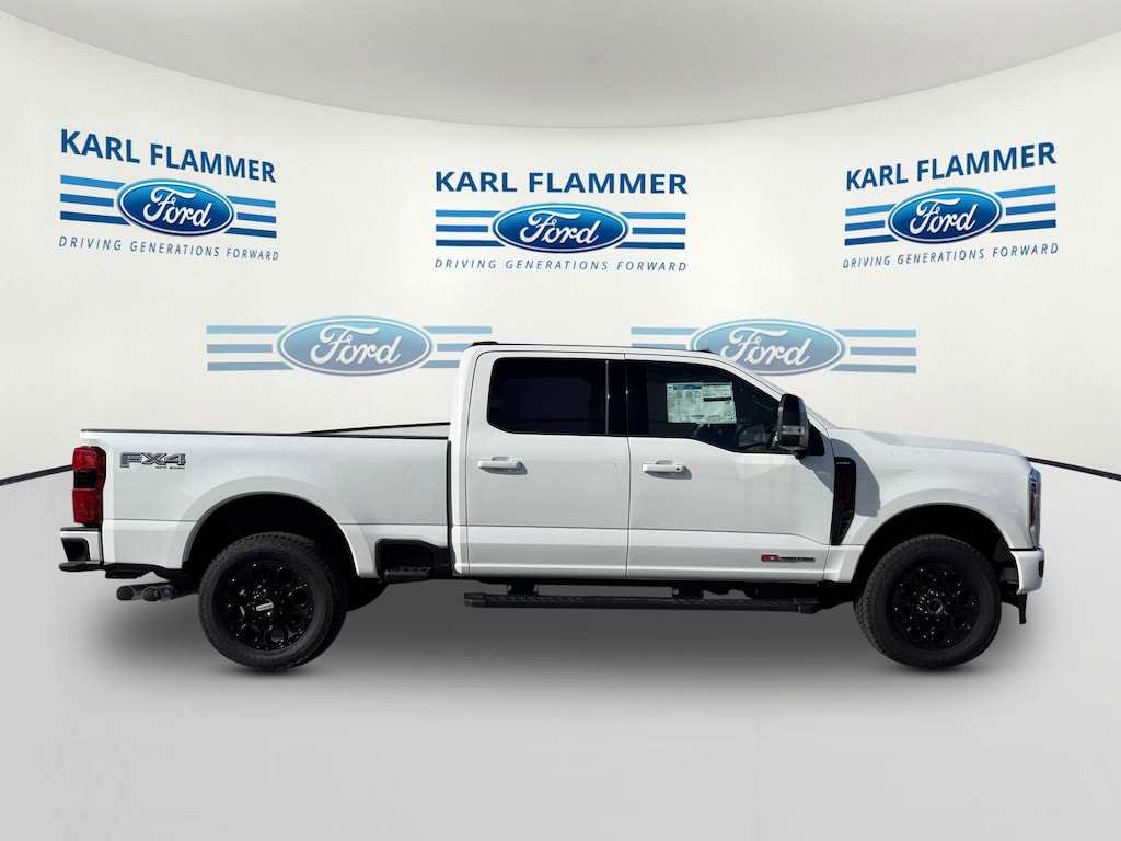 New 2025 Ford Super Duty F-350 SRW LARIAT Truck Crew Cab