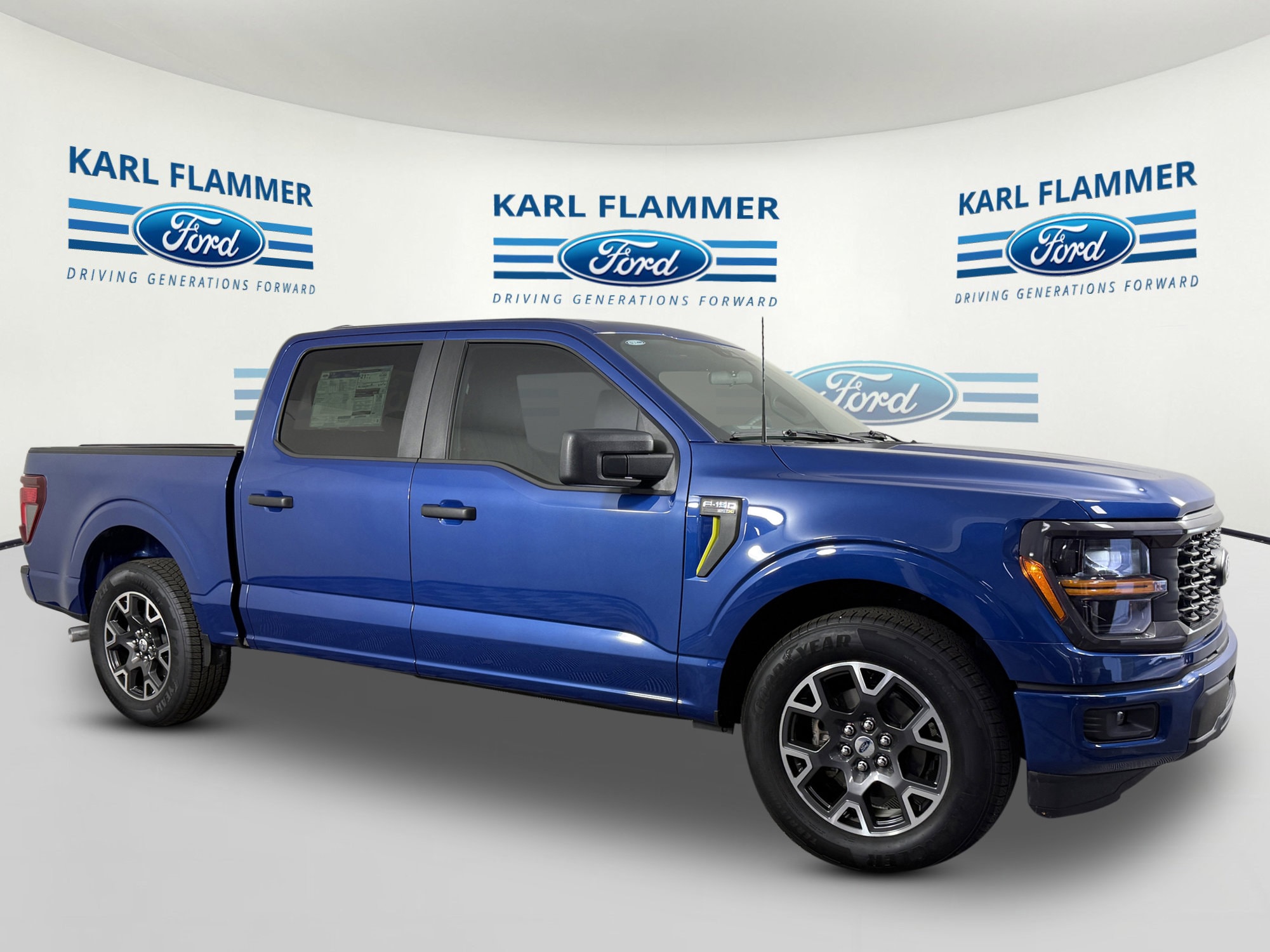 2025 Ford F-150 Truck SuperCrew Cab 