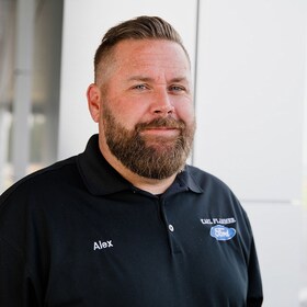 Staff member Alex Vandervort<br> Inventory Manager from 002bfcd63568