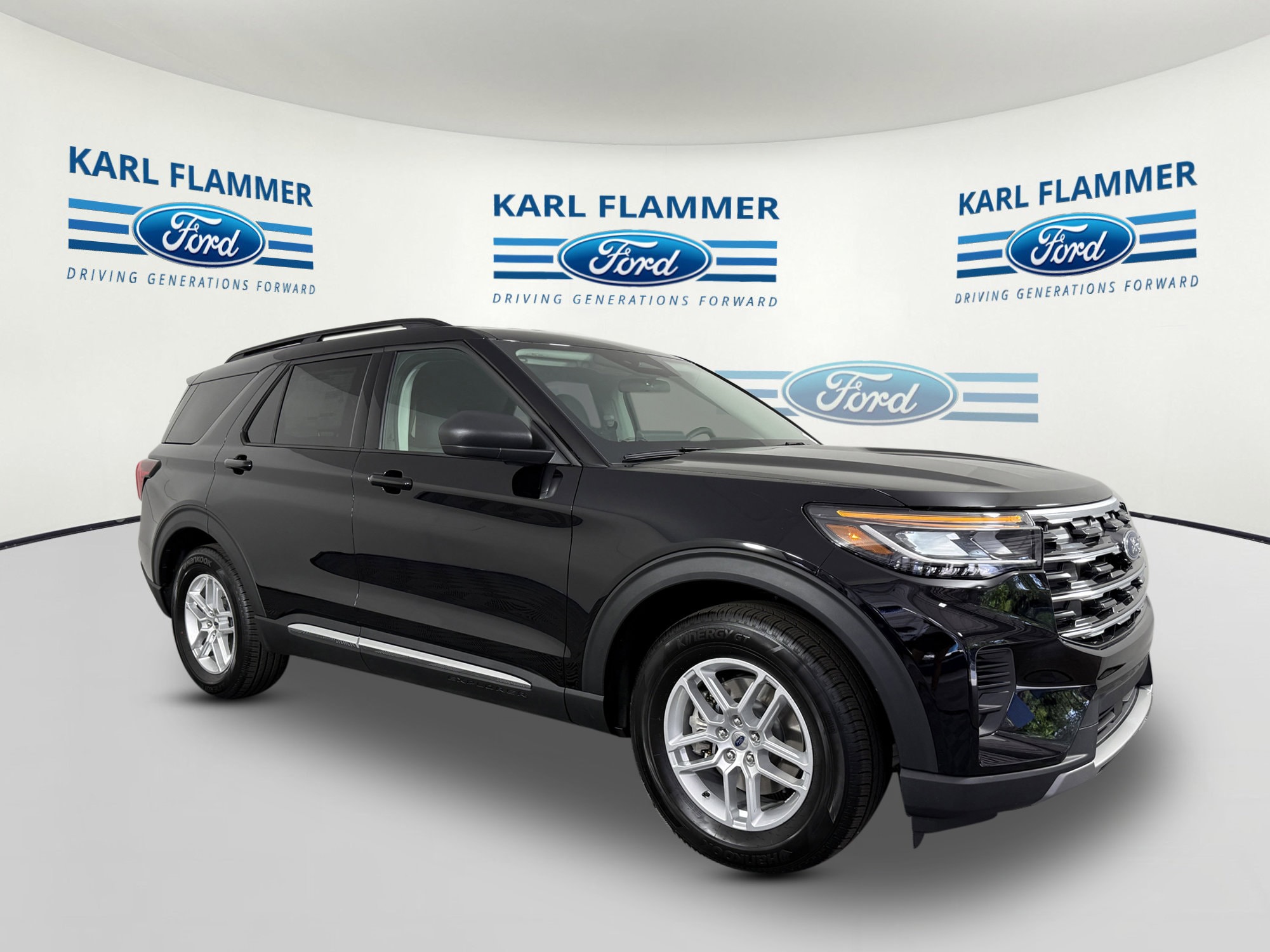 2025 Ford Explorer SUV 