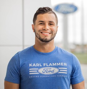 Staff member Shaq Valentin-<br> Parts Dept from 002bfcd63568