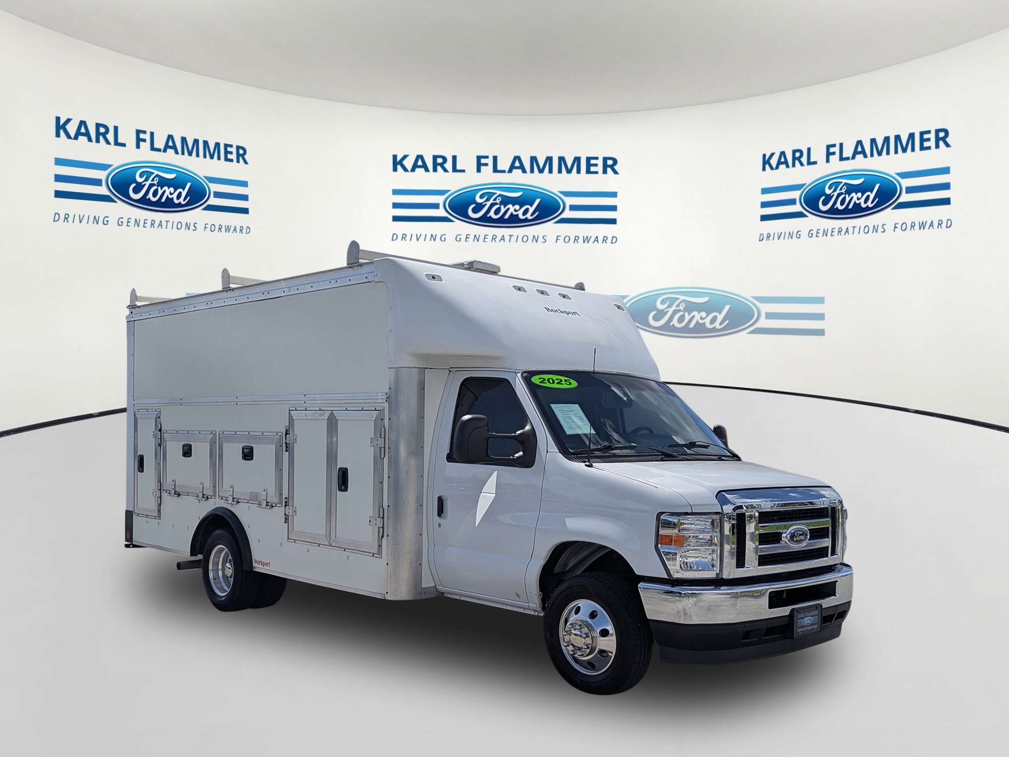 2025 Ford E-Series Cutaway
