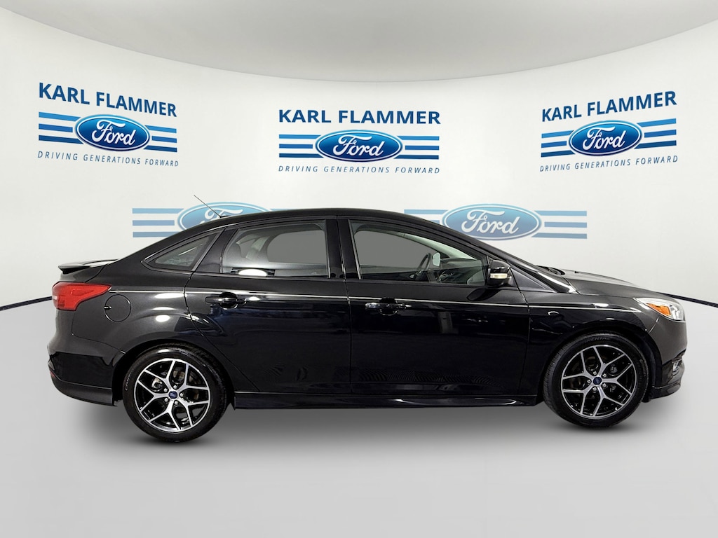 Used 2015 Ford Focus SE Sedan
