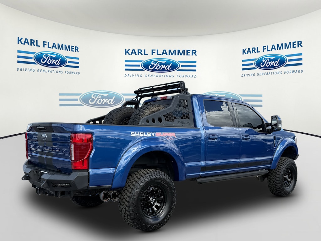 Used 2022 Ford Super Duty F-250 SRW LARIAT Truck Crew Cab