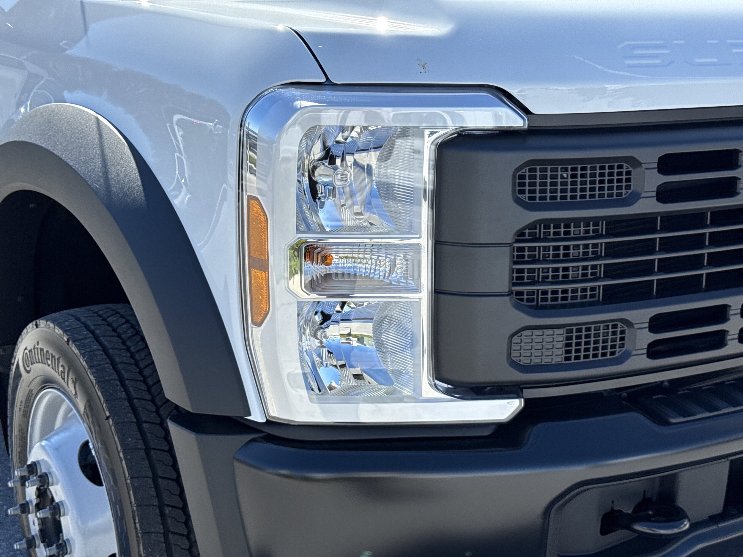 2026 Ford F-550 Super Duty Chassis Cab XL - Photo 7