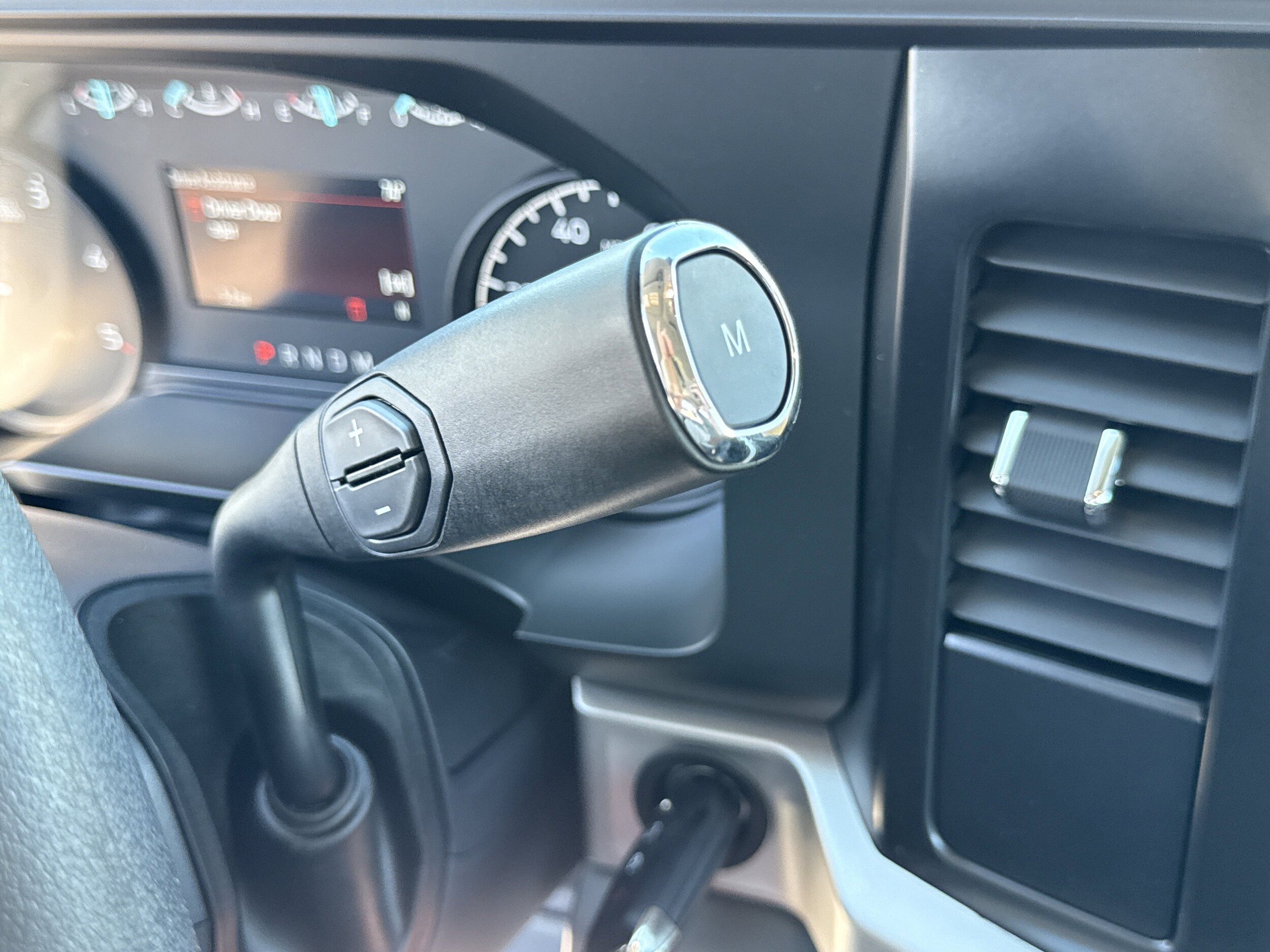 2026 Ford F-550 Super Duty Chassis Cab XL - Photo 22