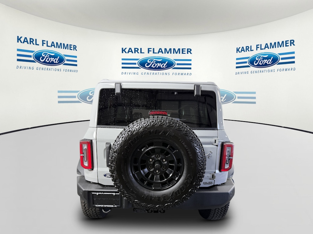 New 2026 Ford Bronco Outer Banks SUV
