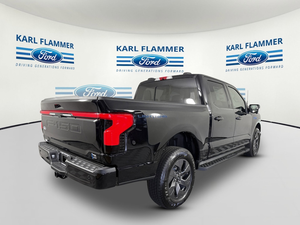 New 2025 Ford F-150 Lightning Lariat TRUCK