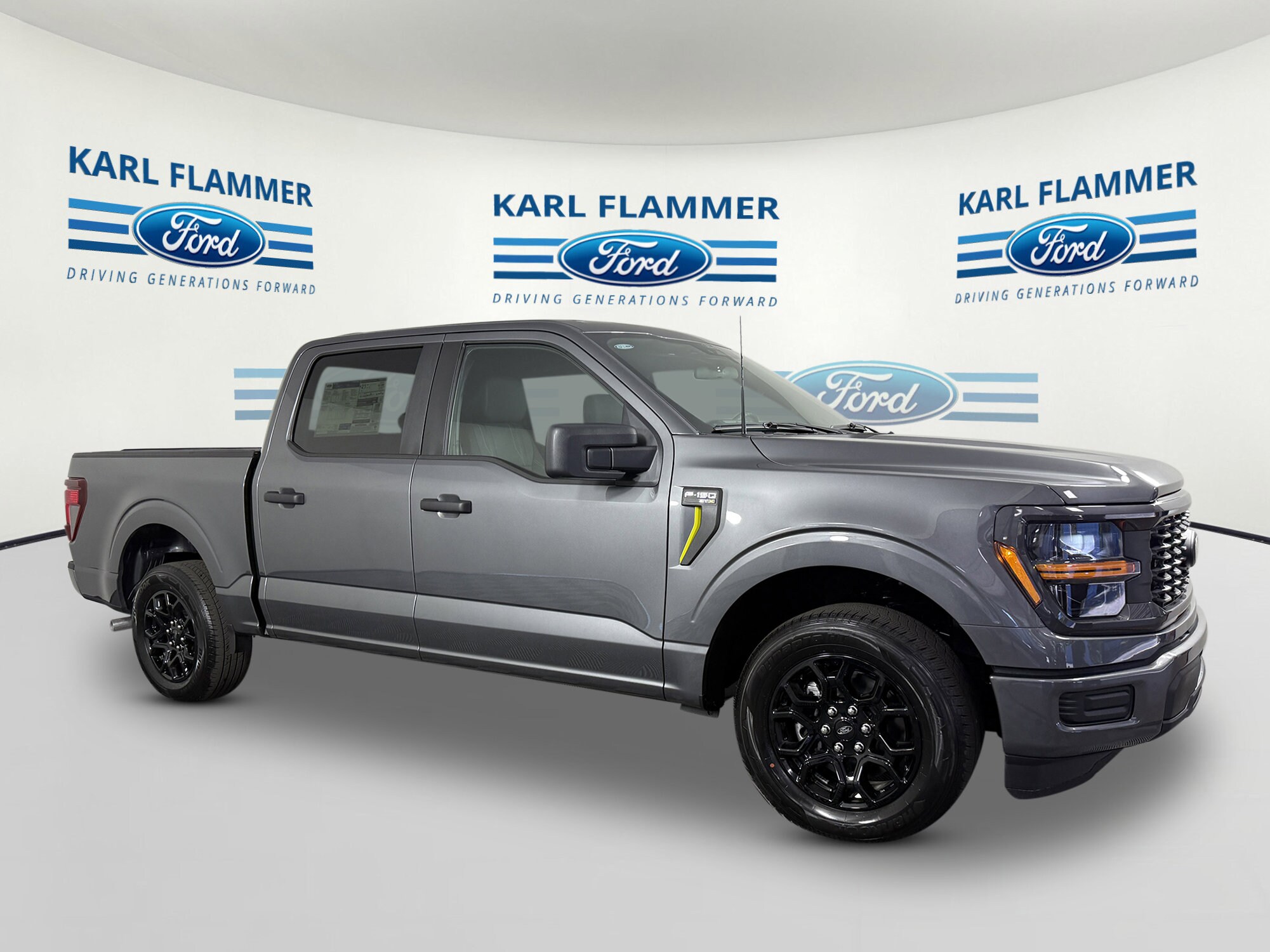2025 Ford F-150 Truck SuperCrew Cab 