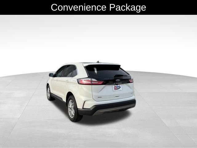 2023 Ford Edge SEL photo 3