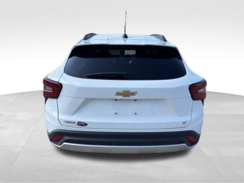 Used 2024 Chevrolet Trax LT SUV