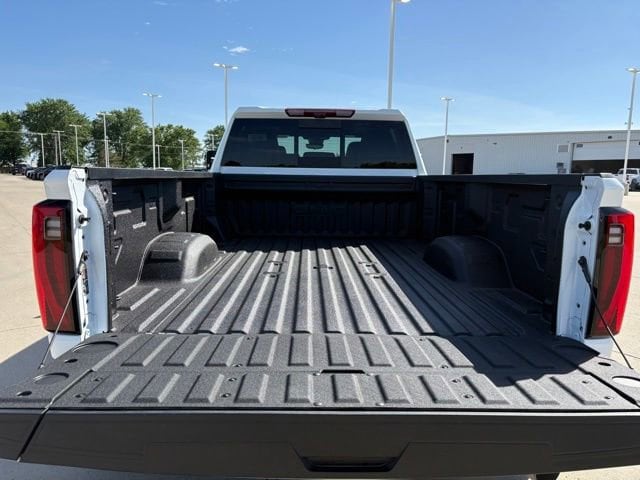 2026 GMC Sierra 3500HD Denali Ultimate - Photo 5