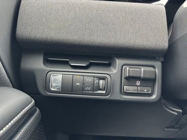 2026 GMC Sierra EV Elevation - Photo 17