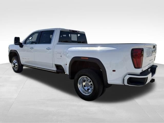 2026 GMC Sierra 3500HD Denali Ultimate - Photo 3