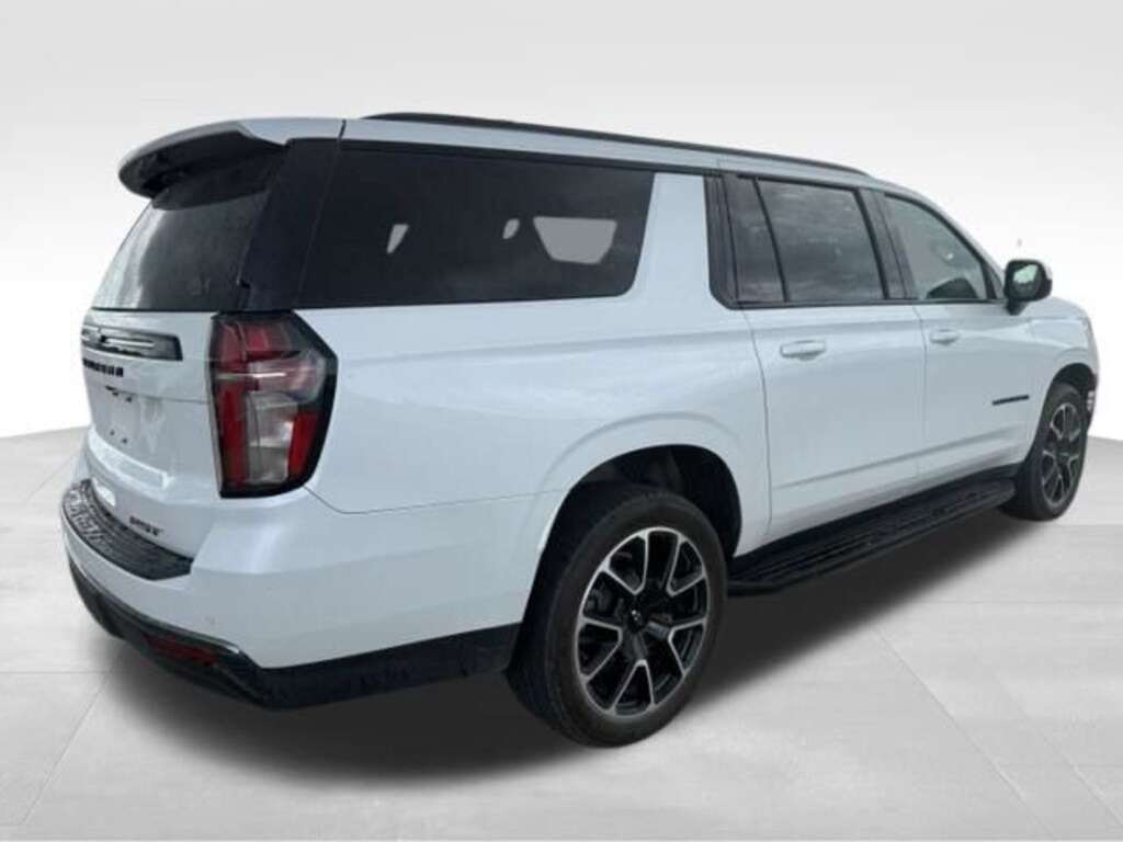 Used 2023 Chevrolet Suburban RST SUV