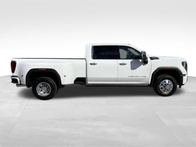 2026 GMC Sierra 3500HD Denali Ultimate - Photo 7