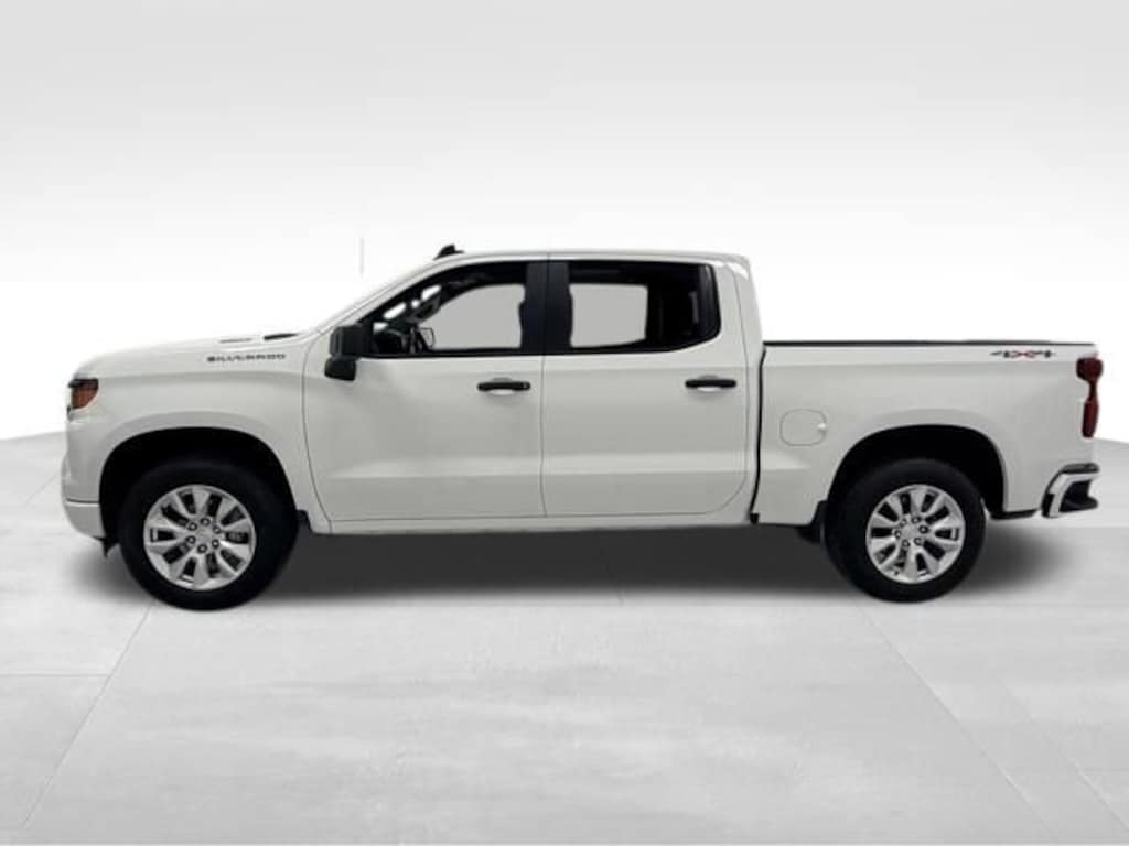 Used 2026 Chevrolet Silverado 1500 Custom Truck Crew Cab