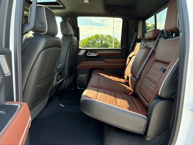 2026 GMC Sierra 3500HD Denali Ultimate - Photo 22