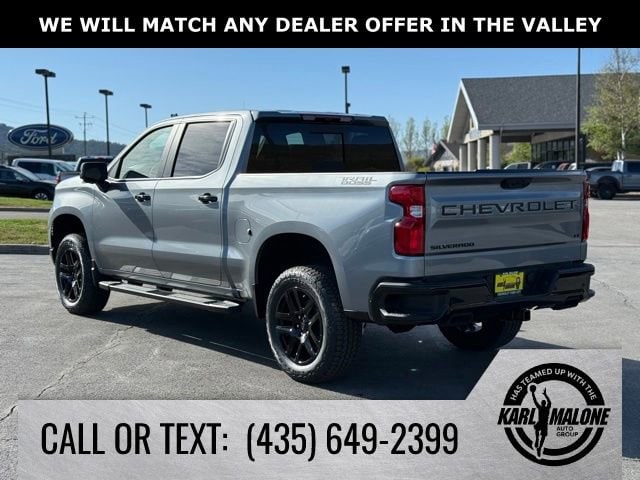 View vehicle photo 3
