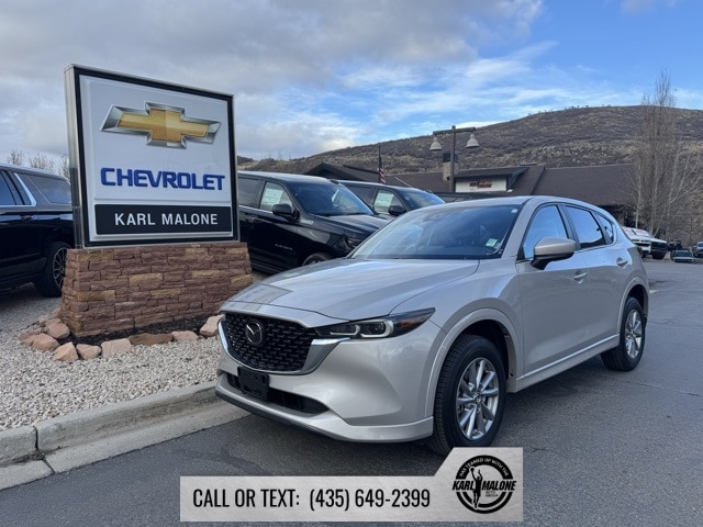 2025 Mazda CX-5 S Preferred package's photo