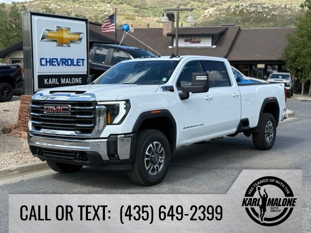 2024 GMC Sierra 4WD Crew Cab Standard Box SLE's photo