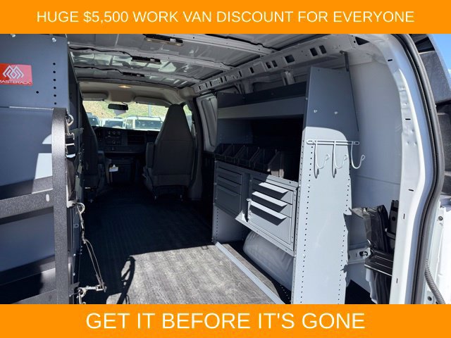 2026 Chevrolet Express Cargo Work Van - Photo 20