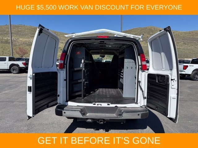 2026 Chevrolet Express Cargo Work Van - Photo 19