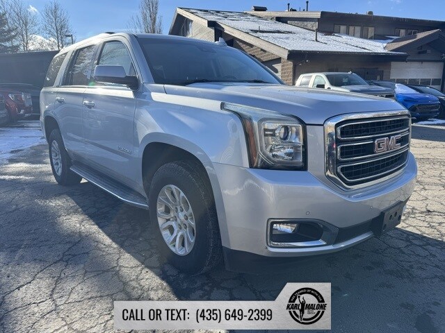 2017 Gmc Yukon SLT photo 2