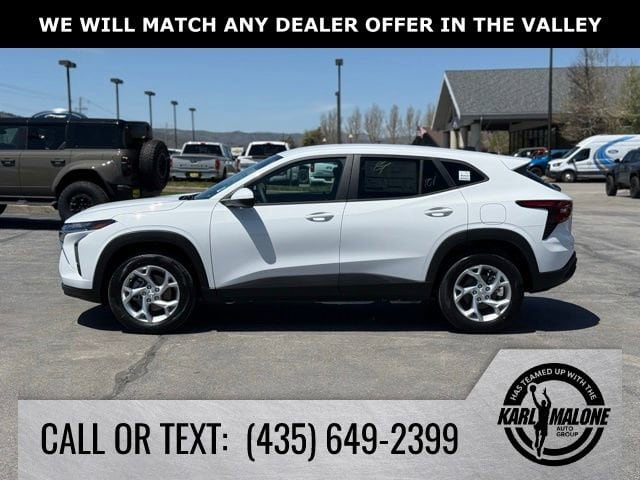 View vehicle photo 2