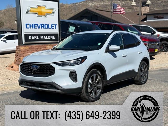 2025 Ford Escape Platinum