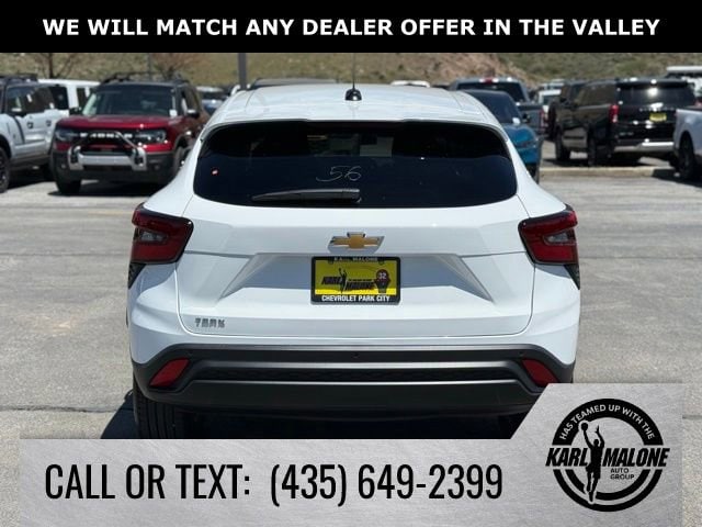 View vehicle photo 4