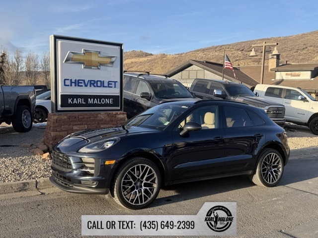 2020 Porsche Macan Base