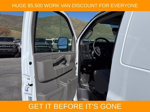 2026 Chevrolet Express Cargo Work Van - Photo 10