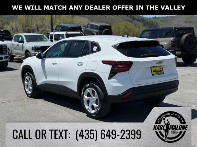 View vehicle photo 3
