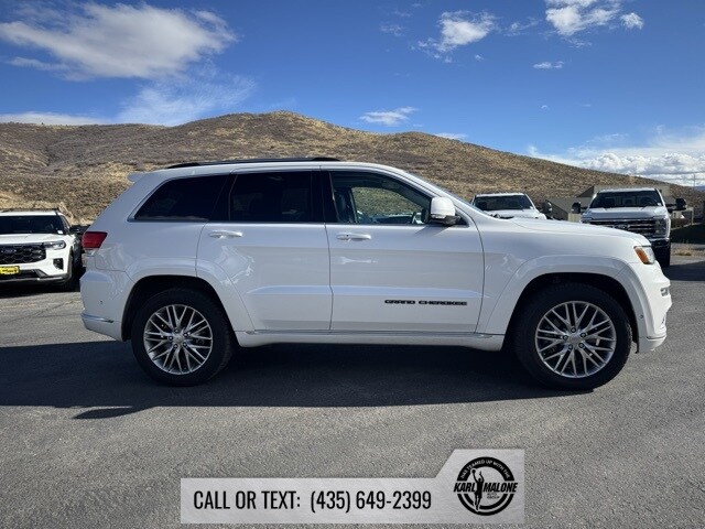 2017 Jeep Grand Cherokee Summit photo 2