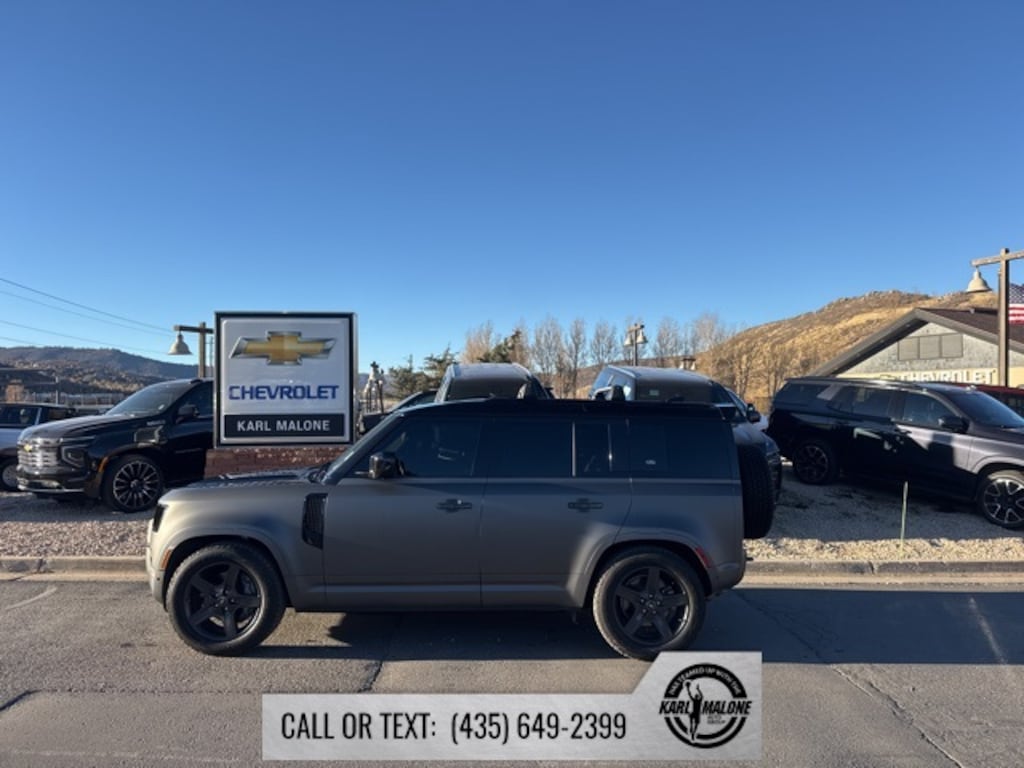 Used 2024 Land Rover Defender 110 X-Dynamic SE SUV