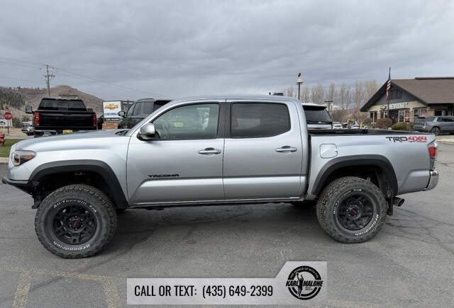 2023 Toyota Tacoma TRD Off-Road V6 photo 3