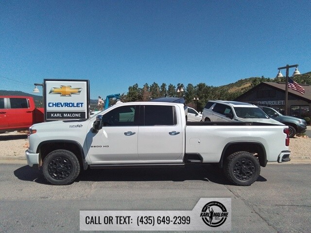 2022 Chevrolet Silverado 2500HD High Country photo 2