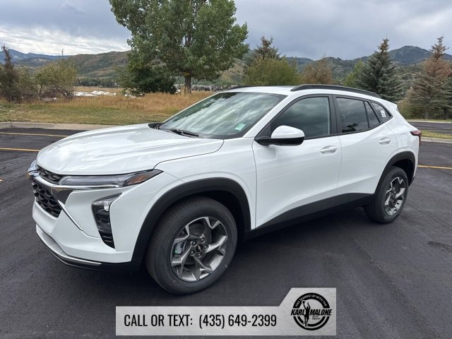 2026 Chevrolet Trax LT photo 3
